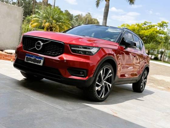 VOLVO XC40 2.0 T5 GASOLINA R-DESIGN AWD GEARTRONIC VOLVO XC40 2.0 T5 GASOLINA R-DESIGN AWD GEARTRONIC